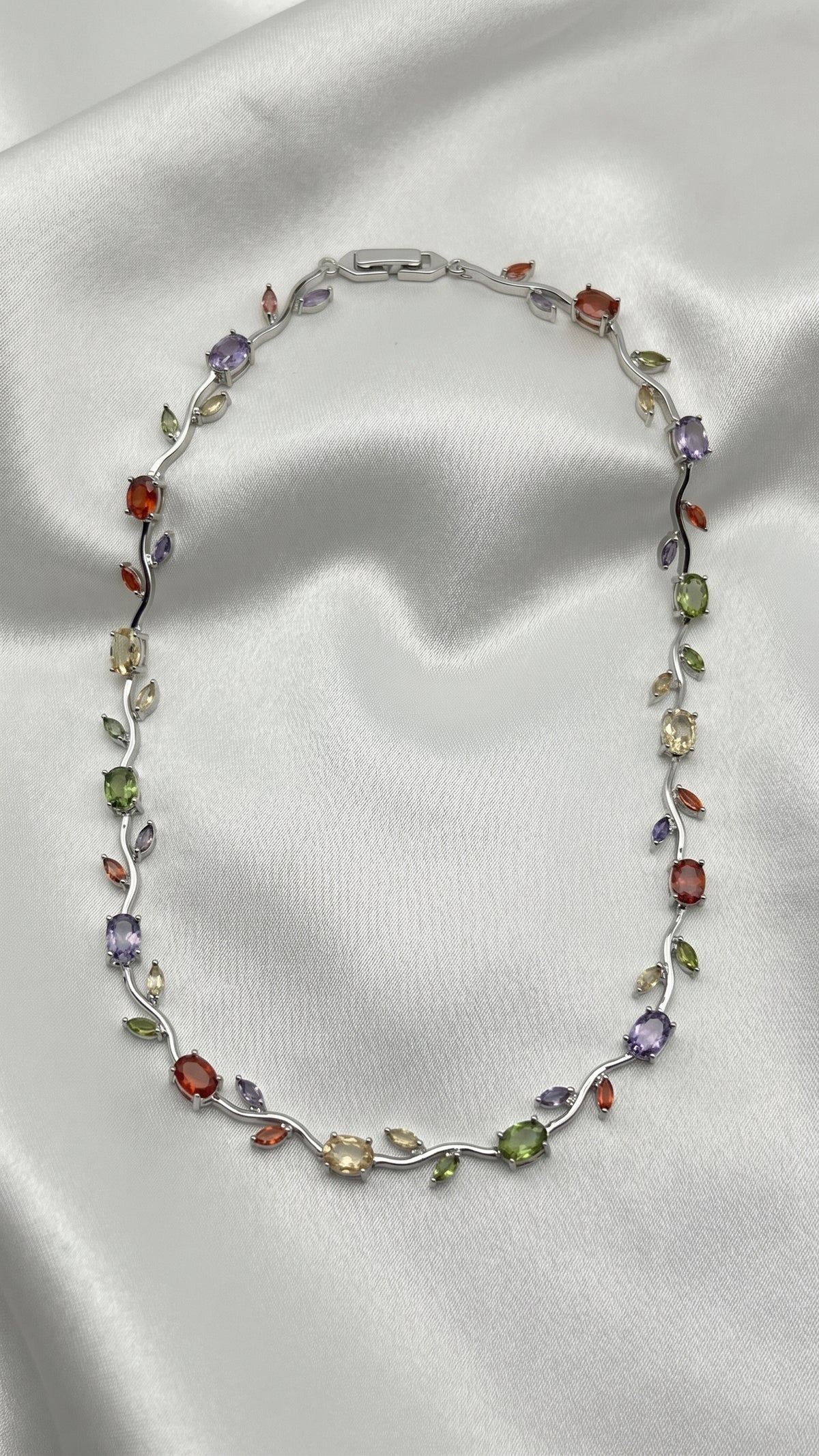 Renkli Taşlı Gümüş Gül Çiçek Set (Bileklik Ve Kolye)